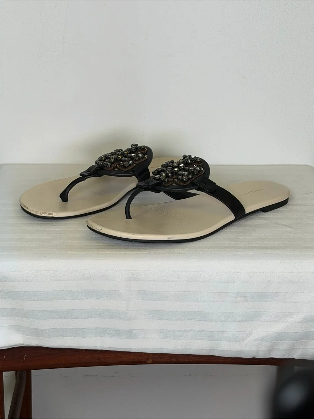 Tory Burch ‘Miller’ Crystal Embellished Iconic Logo Soft Sandals Women’s Size 8
